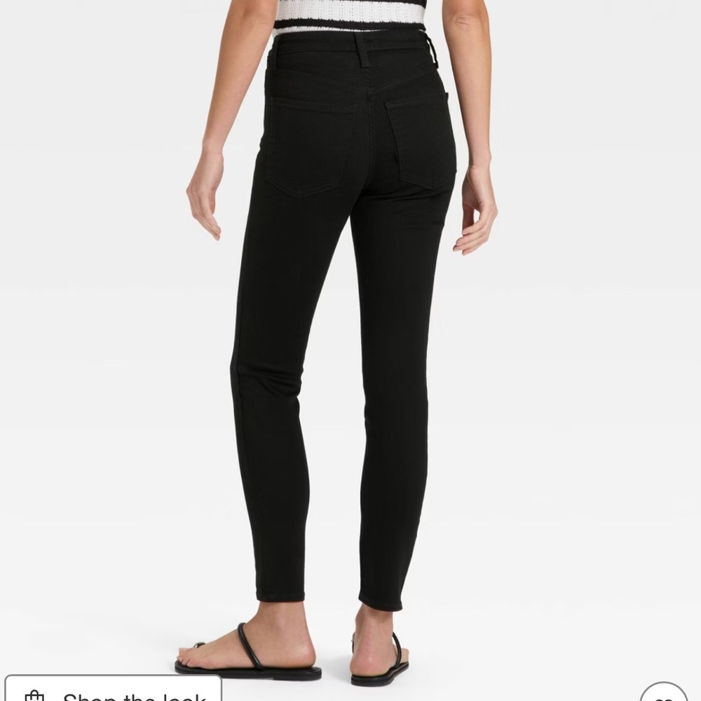 Universal Thread Dark Wash Jeans